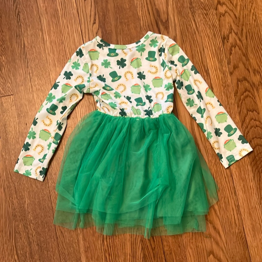 🍀 Size 5 Girls Green Dress Shamrocks St Patrick’s Day - Picture 5 of 5